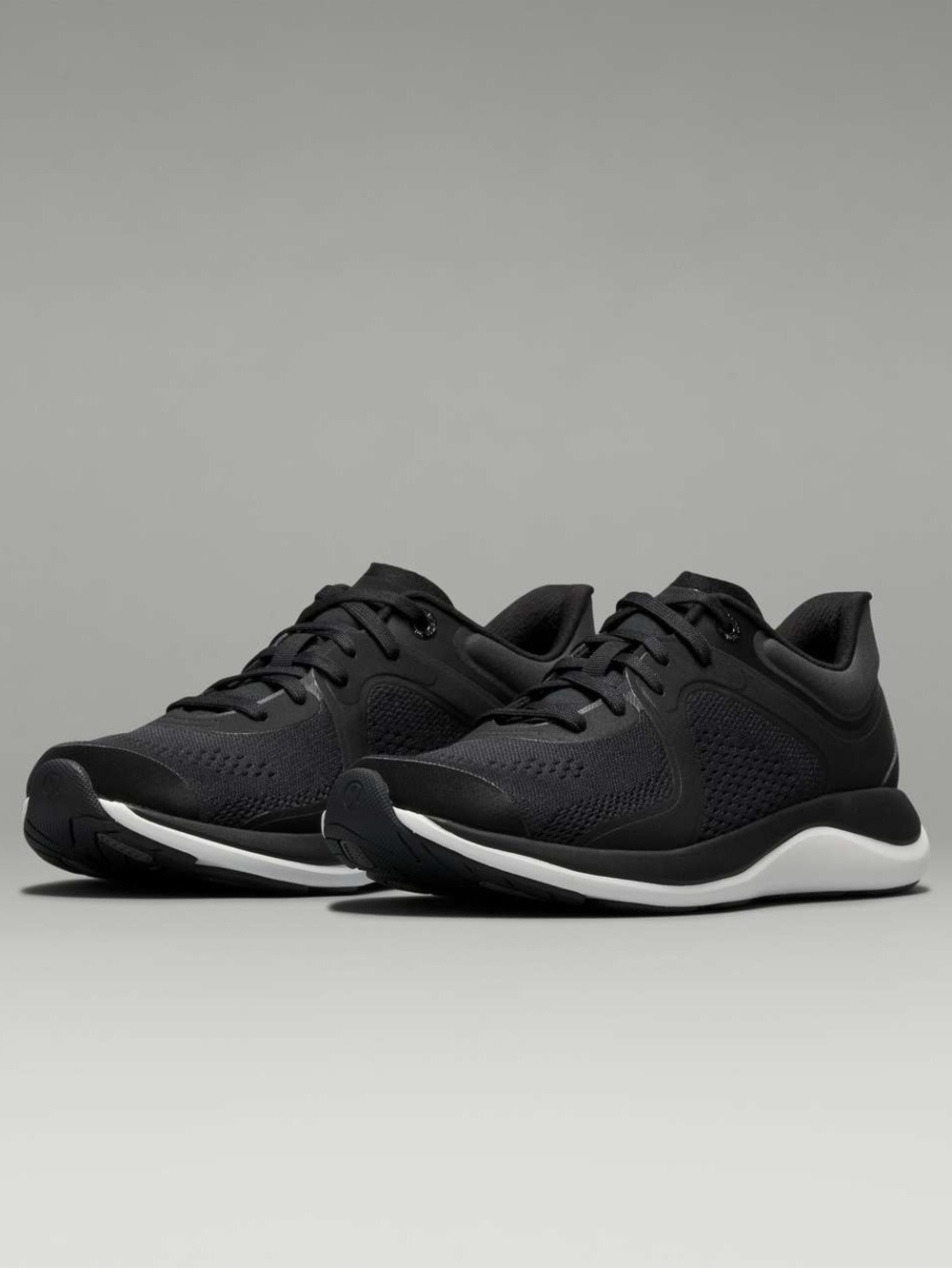 Lululemon Chargefeel Low Womens Workout Running Shoe 8.5
Black/White/Anchor